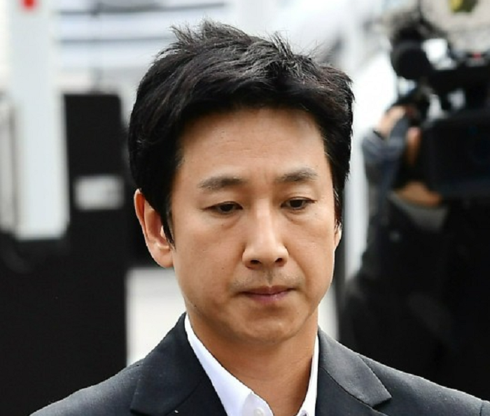 Tragis! Aktor Lee Sun-kyun Ditemukan Tewas di dalam Mobil, Diduga Bunuh Diri