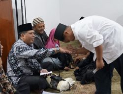 Sekretariat DPRD Purwakarta Santuni Puluhan Anak Yatim Piatu