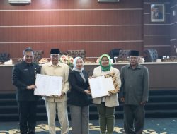 DPRD dan Pemkab Purwakarta Sepakat 3 Raperda Ditetapkan Jadi Perda pada Rapat Paripurna Tingkat II